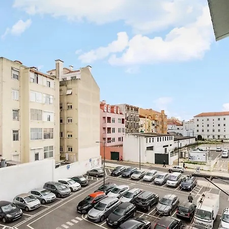 Whome | Luxury Duplex Prime Location Great For Families リスボン