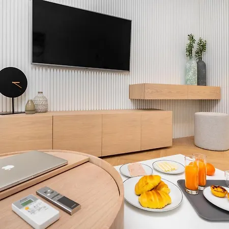 Whome | Luxury Duplex Prime Location Great For Families Apartament